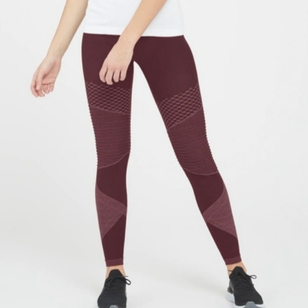 Spanx Look at Me Now Seamless Moto Leggings Womens Large